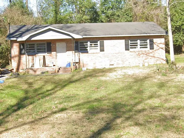 872 Perry Dr, Macon, GA 31217