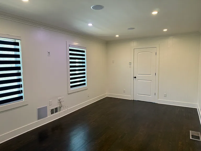 1232 Almont Dr SW — Photo 24