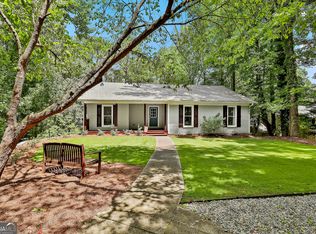 183 Indian Bend Dr, Lagrange, GA 30240