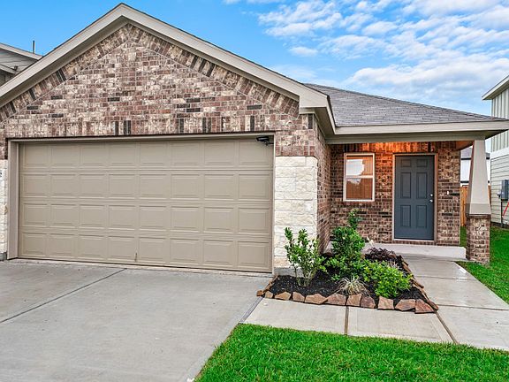 The Taft, model home showing Home Exterior Q with covered front porch