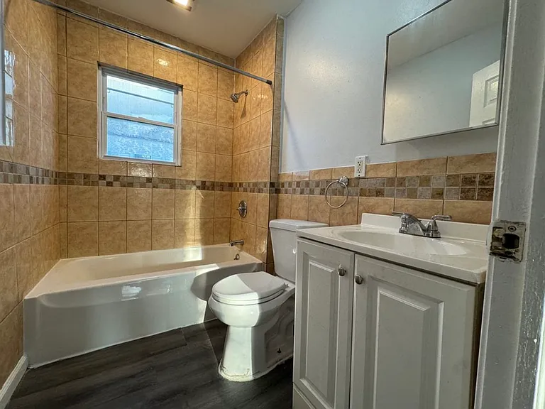 16 Laurel St #2A — Photo 10