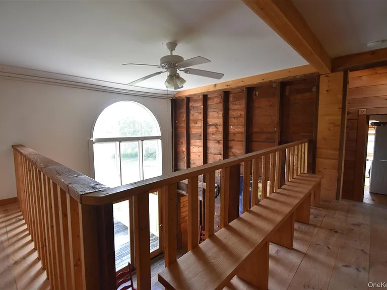 188 South Rd — Photo 9