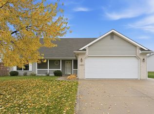 307 Willard Dr, Auburn, IN