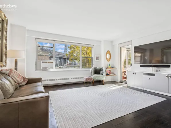 568 Grand Street image 2 of 10