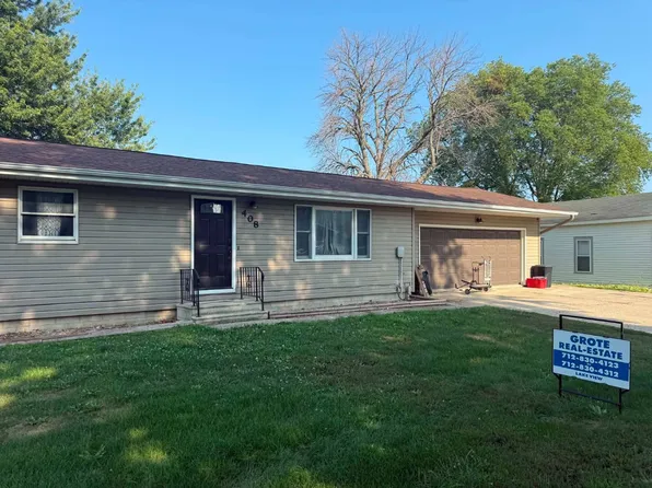 408 Pool Dr, Wall Lake, IA 51466