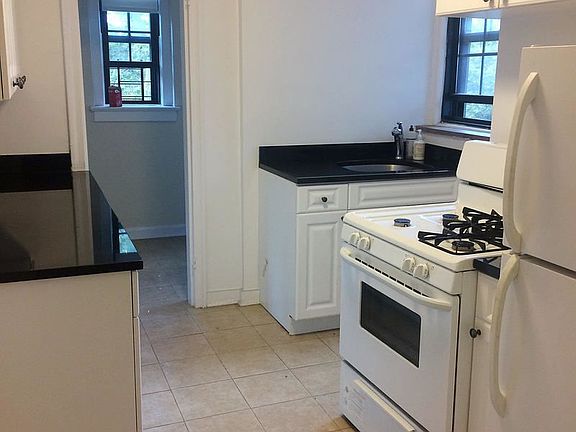 2nd image of 5101 39th Ave APT L53