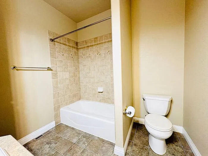 4960 Hornbeam Ct — Photo 12