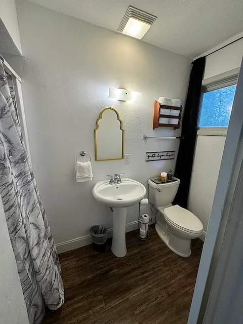 1 bed room 1 bathroom rooms available all utilities included — Photo 4