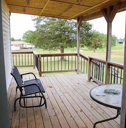 3rd image of 104177 S 4760th Rd