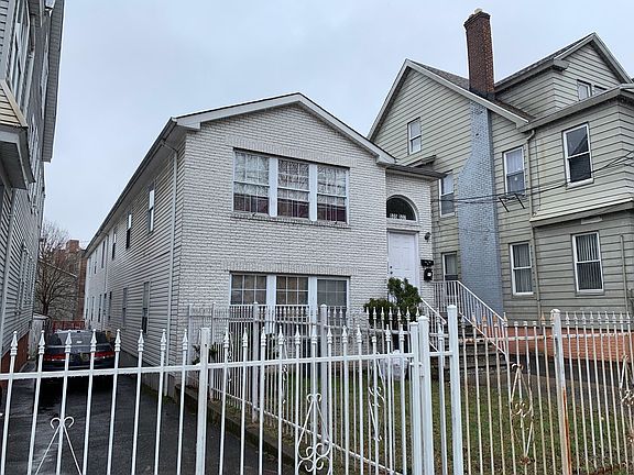 3rd image of 535-537 Summer Ave