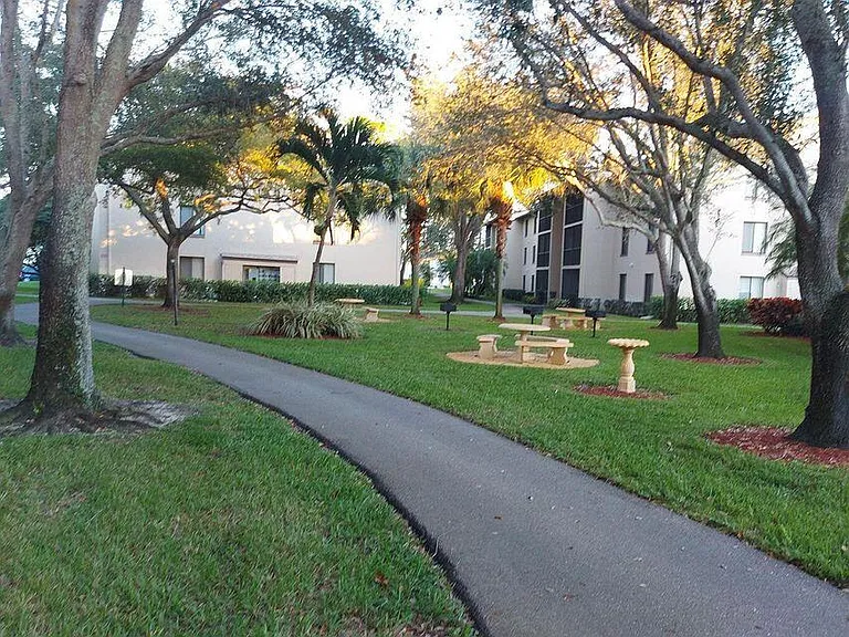 202 Foxtail Dr #F3 — Photo 13