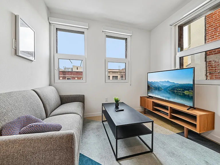 738 Normandie — Photo 15
