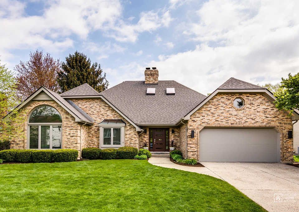 1st image of 632 Alexandria Dr