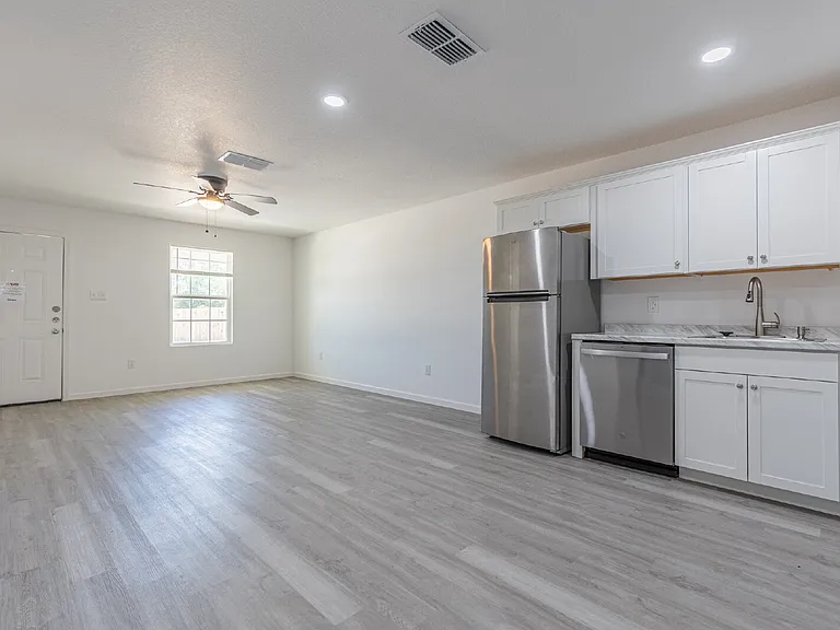 1010 County Road 4516 #1008 — Photo 9