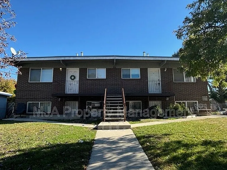 752 N Irving St #752-4 — Photo 12