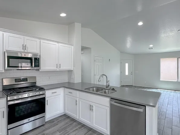 336 BROOKHAVEN Place, Sierra Vista, AZ 85635