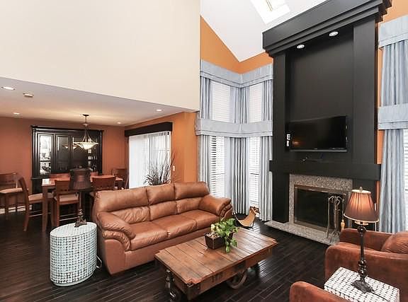 2nd image of 152 Benton Ln