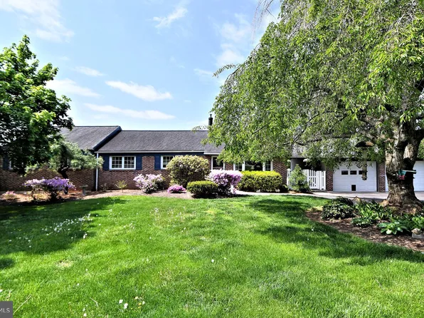 3900 Township Line Rd, Collegeville, PA 19426