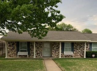 2437 Eastbrook Dr, Mesquite, TX