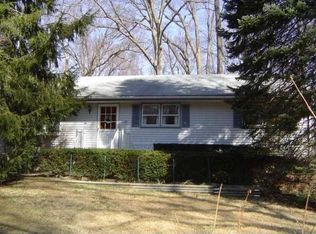 18 Roosevelt Ave, Morganville, NJ