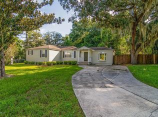 9601 Macarthur Ct S, Jacksonville, FL 32216