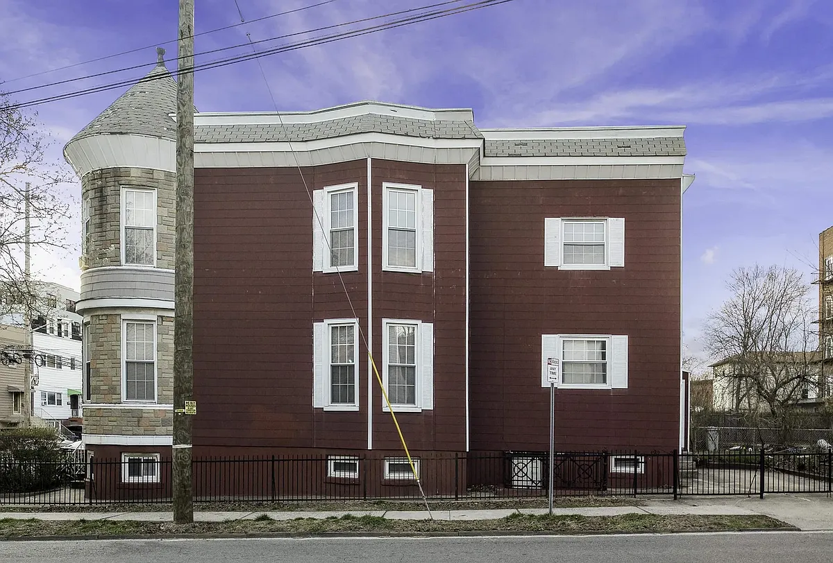 Building Photo - 48 Jefferson Ave