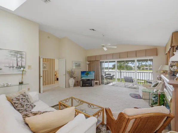 2847 Aintree Ln APT A204, Naples, FL 34112