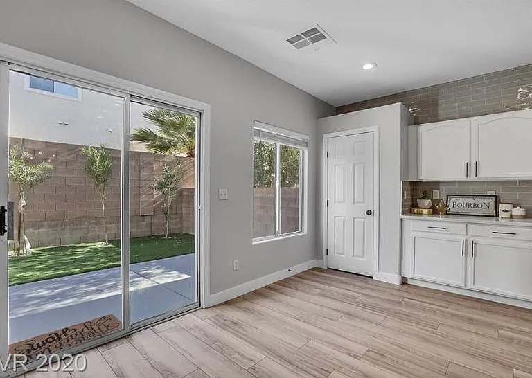 254 Little Minah Ct — Photo 16