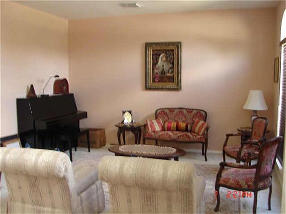 3rd image of 5514 Moss Meadow Ct