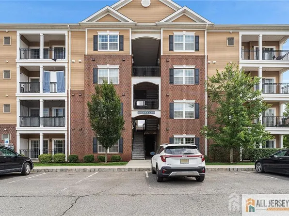 745 Strassle Way, South Plainfield, NJ 07080