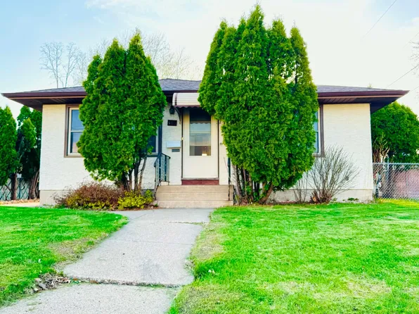 465 Ruth St N, Saint Paul, MN 55119