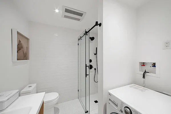 Rented by Harmonycity Corp. | media 27