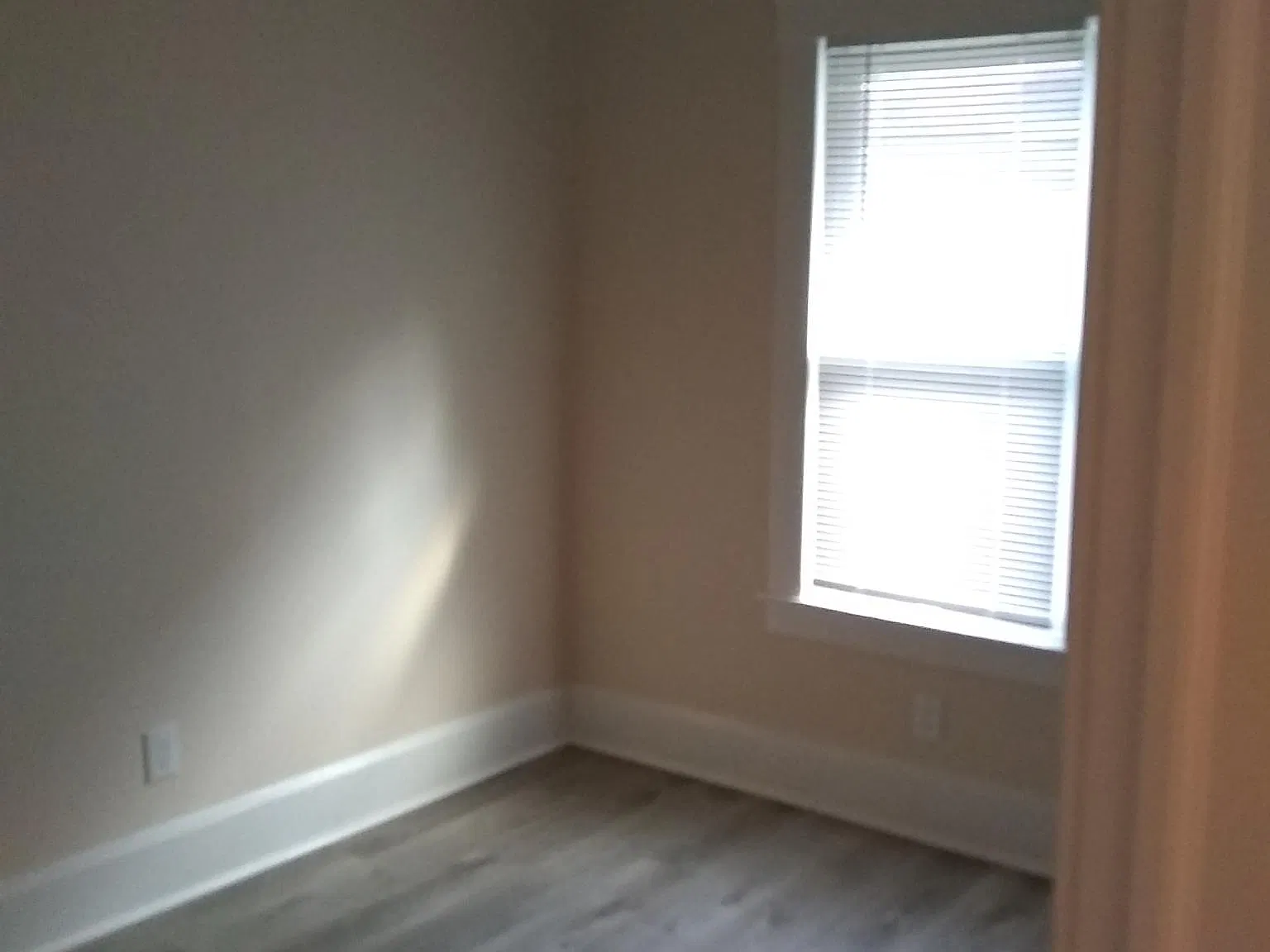 3 bed, 1175 sqft, $1,350 — Photo 2