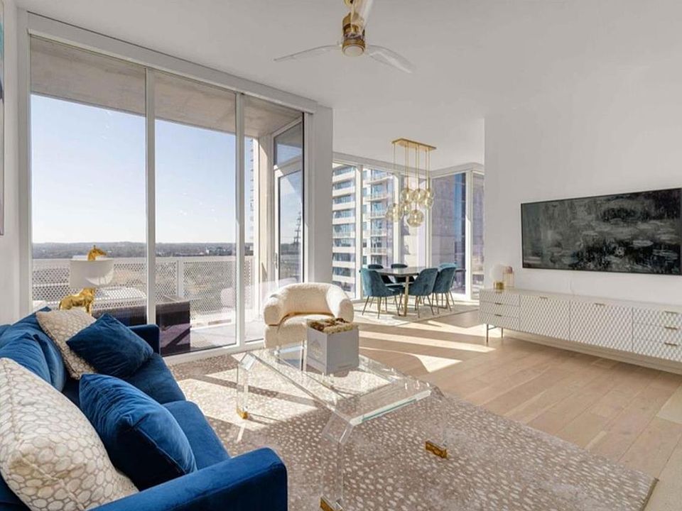 1st image of 301 West Ave #1508