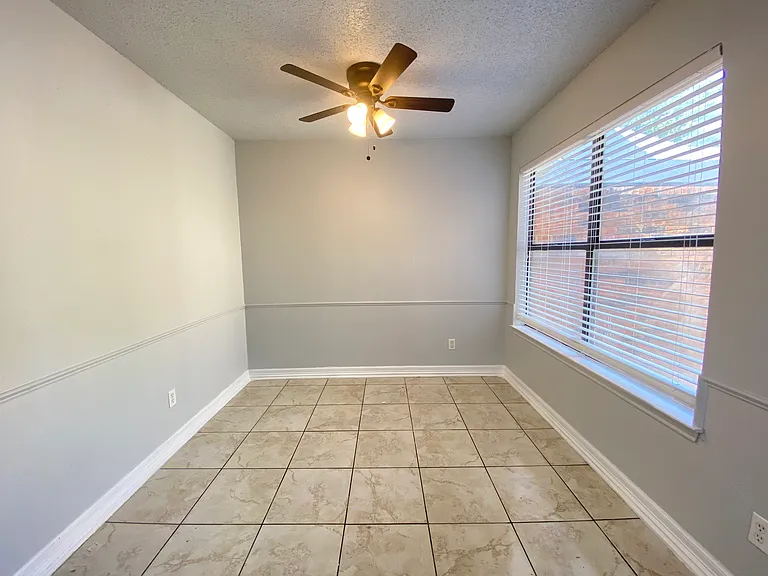 4131 Crossgate Ct — Photo 13