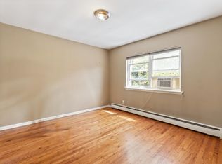 239 Crescent Ln APT 4, Cliffside Park, NJ 07010