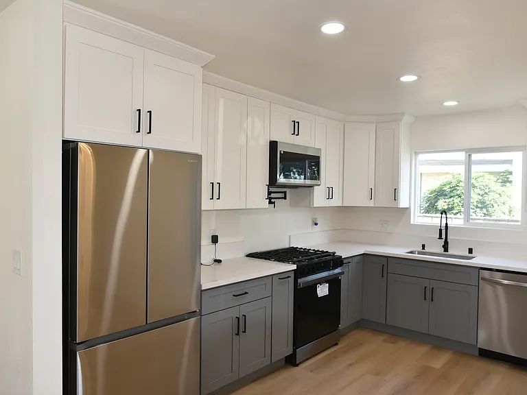 4078 Douglass Ave — Photo 8