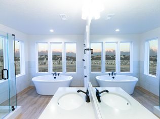 1472 W Russo Dr, Saratoga Springs, UT 84045