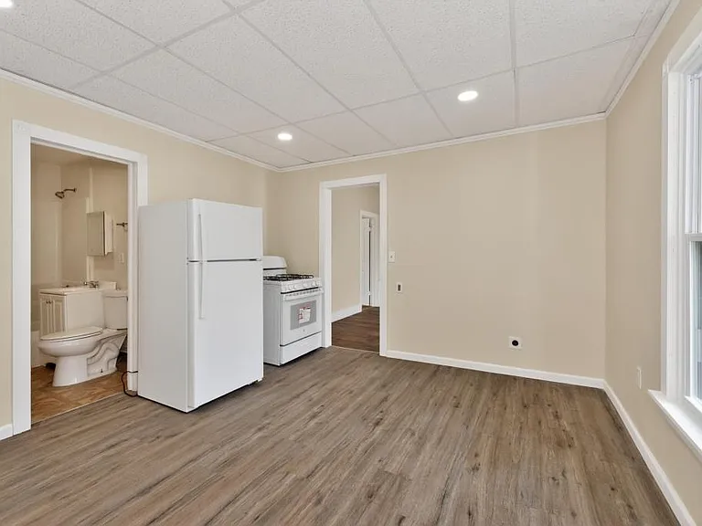 78 Academy St #2 — Photo 6