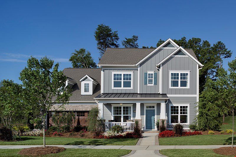 The Salvadore - E Exterior