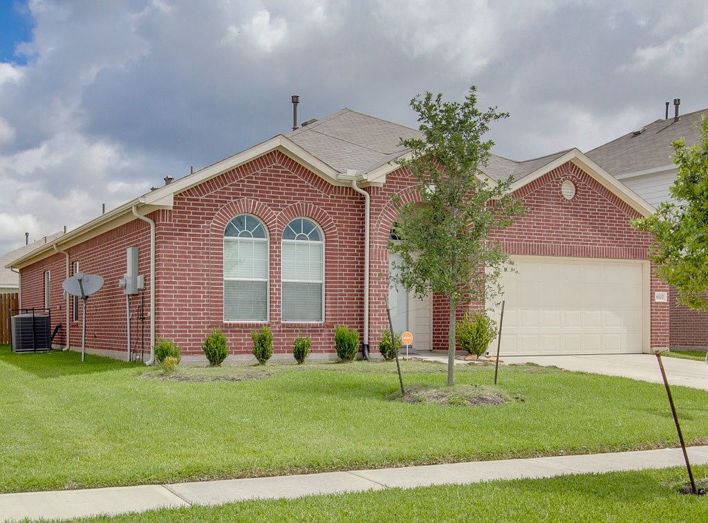 6527 Capridge Dr, Houston, TX 77048 | Zillow