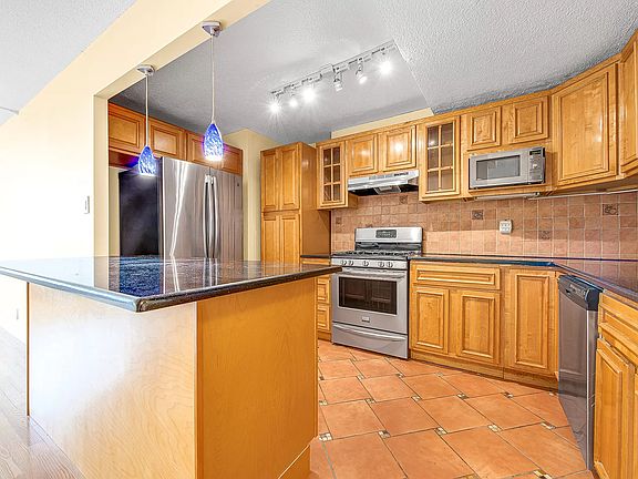 5th image of 118-17 Union Tpke APT 8B
