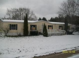 21955 Pine St, Sand Lake, MI 49343