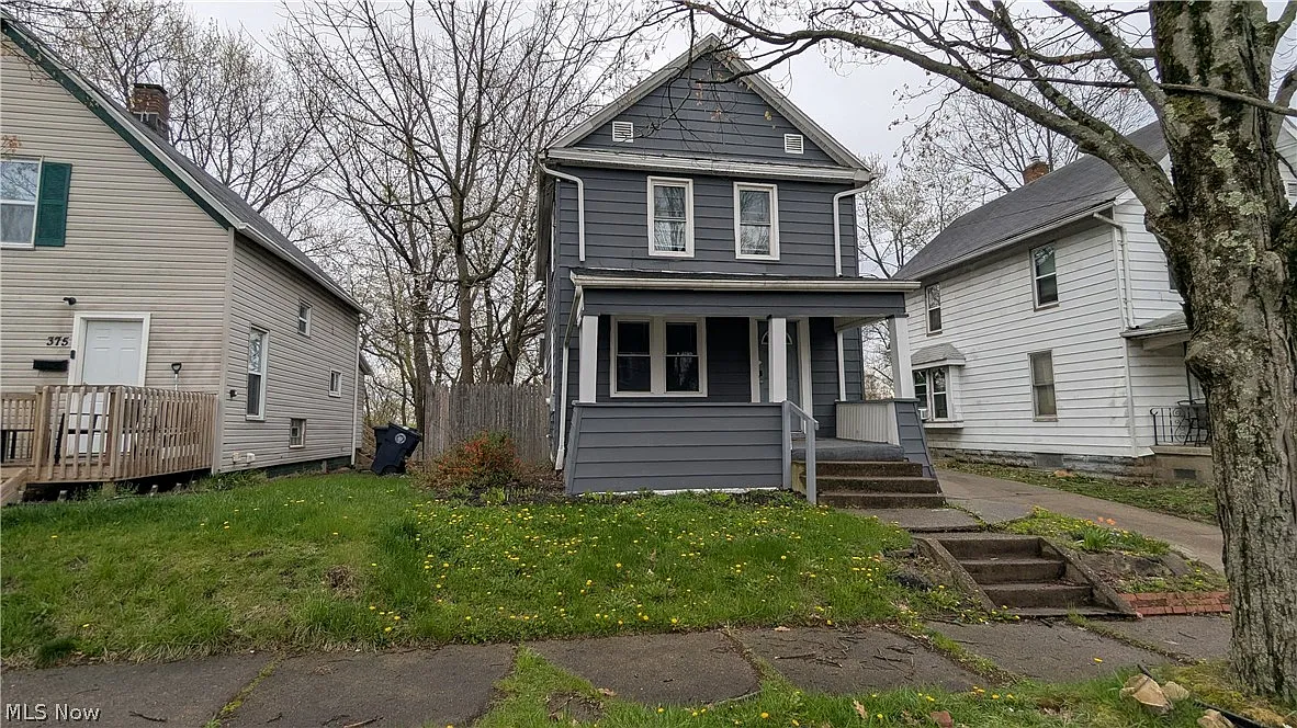 379 Homestead St photo 1