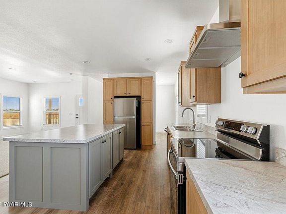 4th image of 55 W Hawaii Rd