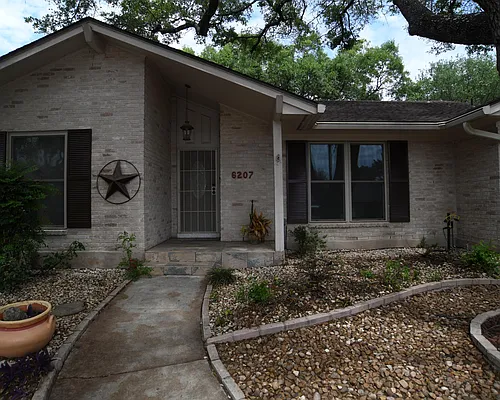 6207 Shady Brk Photo 1