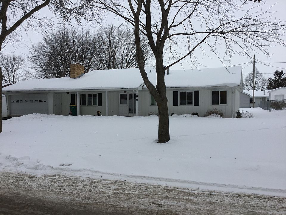 1st image of 1009 Skylark Ln