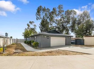 1711 Canyon Rd, Spring Valley, CA 91977