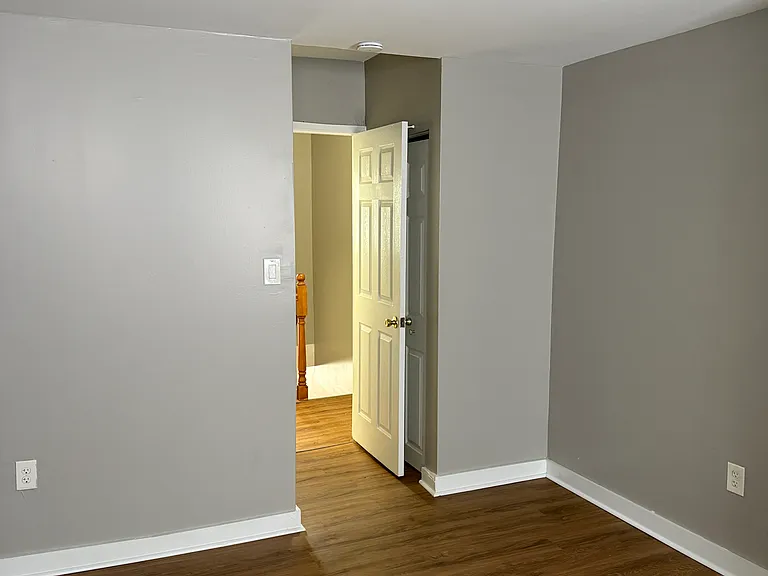 1662 Darley Ave — Photo 17