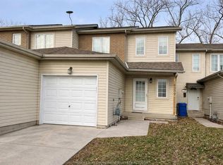 4209 Pioneer Ave, Windsor, ON N9G 2W7